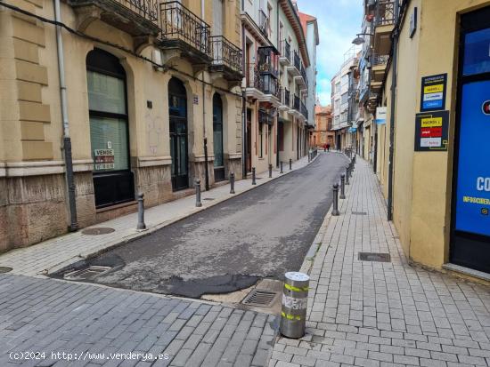 LOCAL CENTRICO AL LADO PLAZA ESPAÑA - LEON