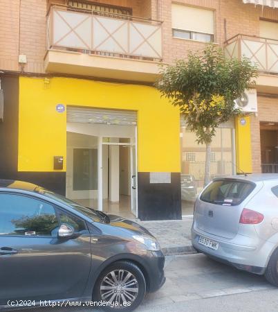 ALQUILER LOCAL COMERCIAL  EN JOAQUIN ESCRIVA - VALENCIA