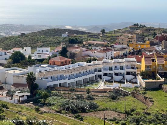 Casa adosada de nueva construcción. - SANTA CRUZ DE TENERIFE