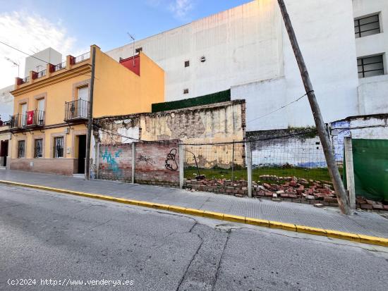 Terreno Urbano en Castilleja de la Cuesta - SEVILLA