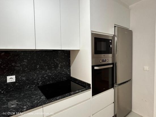 PISO A ESTRENAR DE 3 HABITACIONES CON COCINA TOTALMENTE EQUIPADA!!!! - A CORUÑA