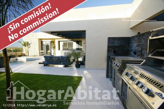 MAGNIFÍCO CHALET A ESTRENAR CON PISCINA PRIVADA Y TERRAZA - MURCIA