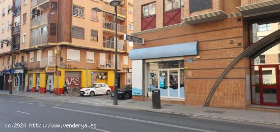 EXCELENTE LOCAL EN PESET ALEIXANDRE VENTA EN RENTABILIDAD - VALENCIA