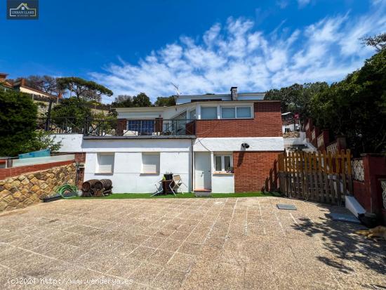 Bonita casa con vistas a la montaña y piscina en Argentona - BARCELONA