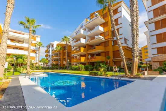  LA RECOLETA. APARTAMENTO DE 2 DORM. 2 BAÑOS. GARAJE+TRASTERO. PISCINAS COMUNITARIAS - ALICANTE 