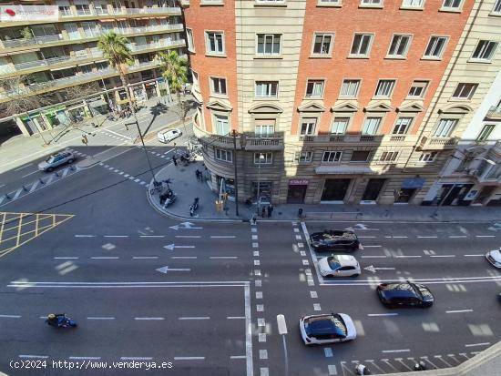 Vive con Estilo en San Gervasi-Galvany: Piso Espacioso y Luminoso - BARCELONA