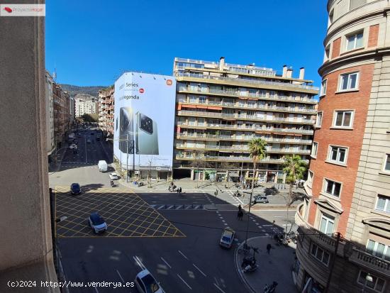 Vive con Estilo en San Gervasi-Galvany: Piso Espacioso y Luminoso - BARCELONA