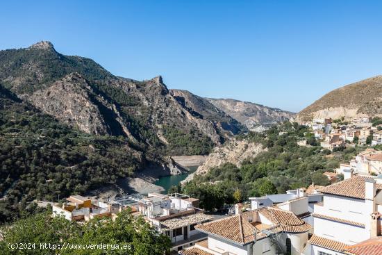  EDIFICIO en Güejar Sierra - GRANADA 