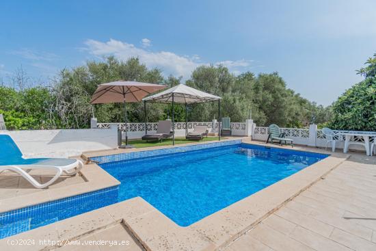 Chalet con Piscina en Sencelles - BALEARES