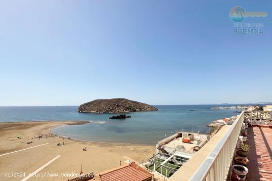 FANTASTICO ATICO EN LA ISLA CON UNAS VISTAS IMPRESIONANTES AL MAR - MURCIA