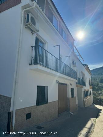 CASA EN TOLOX - MALAGA