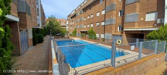 SE VENDE EN RENTABILIDAD, ACTUALMENTE ALQUILADO CON EXCELENTES INQUILINOS Y RENTA ACTUAL - MADRID