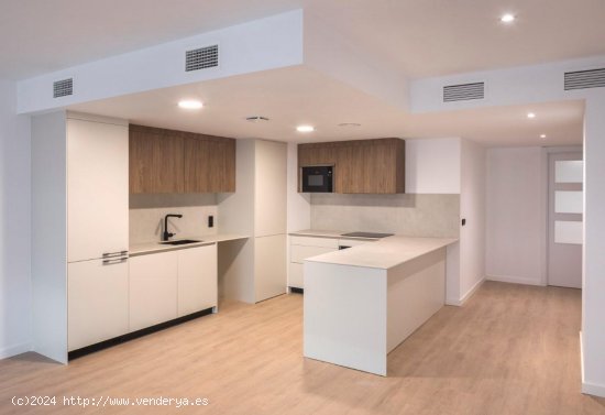 Piso en venta  en Hospitalet de Llobregat, l - Barcelona