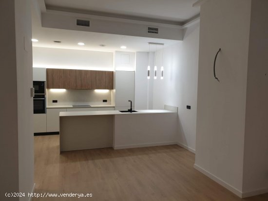 Piso en venta  en Hospitalet de Llobregat, l - Barcelona