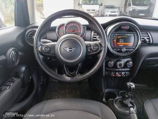 Mini One D 5 puertas de 2019 con 219.500 Km por 11.990 EUR. en Sevilla