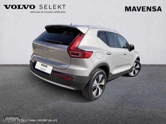 Volvo XC40 XC40 Core, B3 mild hybrid, Gasolina de 2023 con 9 Km por 38.700 EUR. en Badajoz