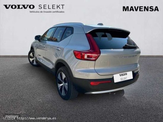 Volvo XC40 XC40 Core, B3 mild hybrid, Gasolina de 2023 con 9 Km por 38.700 EUR. en Badajoz