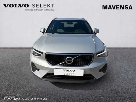 Volvo XC40 XC40 Core, B3 mild hybrid, Gasolina de 2023 con 9 Km por 38.700 EUR. en Badajoz