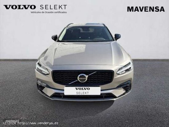 Volvo V 90 V90 Plus, B4 (diesel), Diesel, Dark de 2024 con 15 Km por 57.800 EUR. en Badajoz