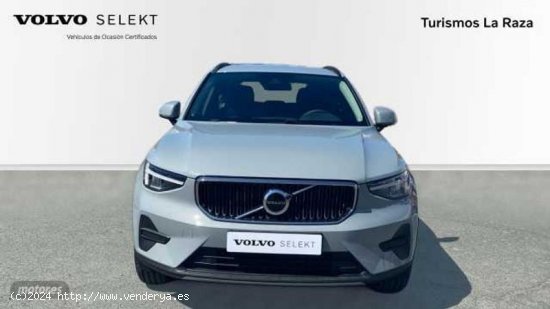 Volvo XC40 XC40 Essential, T2 Automatica Microhibrido, Gasolina de 2024 con 10 Km por 32.900 EUR. en