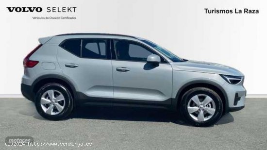 Volvo XC40 XC40 Essential, T2 Automatica Microhibrido, Gasolina de 2024 con 10 Km por 32.900 EUR. en