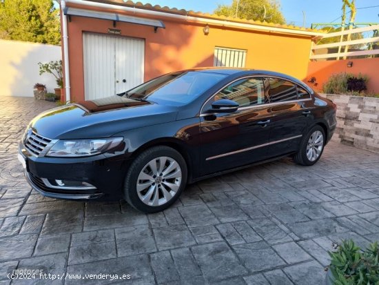 Volkswagen CC 2.0 TDI BMT 140 CV 6 velocidades de 2014 con 58.000 Km por 15.999 EUR. en Cadiz