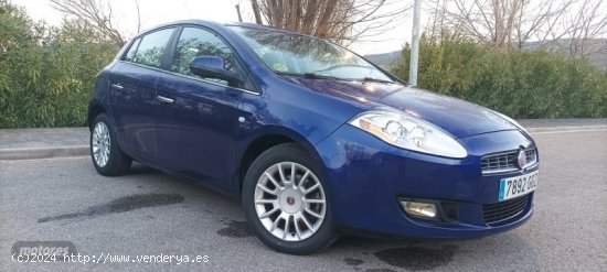 Fiat Bravo 1.9 JTD Multijet 120Cv de 2008 con 304.000 Km por 4 EUR. en Ciudad Real