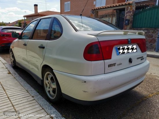 Seat Cordoba 1.6 i Dreams 75 CV de 1999 con 153.000 Km por 1.200 EUR. en Madrid