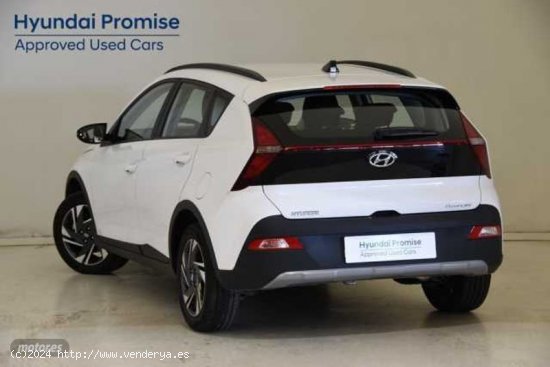 Hyundai Bayon 1.2 MPI Maxx de 2023 con 19.298 Km por 18.300 EUR. en Sevilla