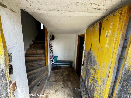 CASA PARA REHABILITAR CON TERRENO EN CANALES, UDIAS - CANTABRIA