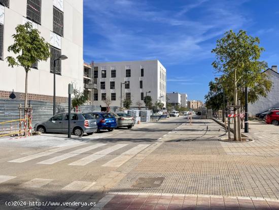 Venta de terreno urbano en el barrio Malilla - VALENCIA