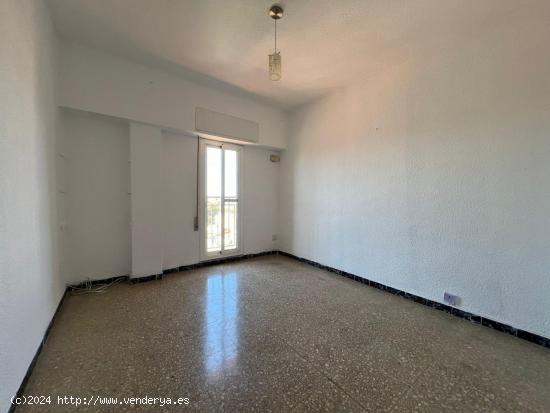 SE VENDE VIVIENDA EN MASSAMAGRELL - VALENCIA