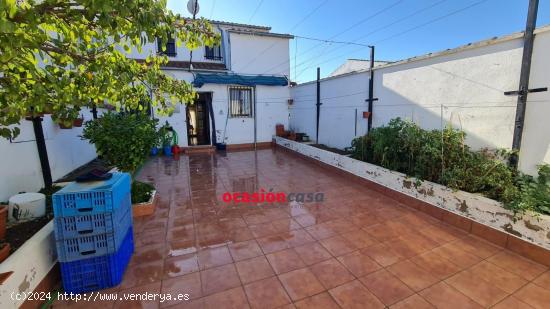 CASA CON COCHERA Y TEJADO NUEVO POR SÓLO 45.000€ - CORDOBA