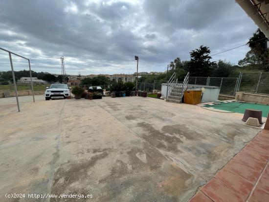 SE VENDE CASA DE CAMPO 3099 METROS DE PARCELA CERCA CALA HILLS - MALAGA