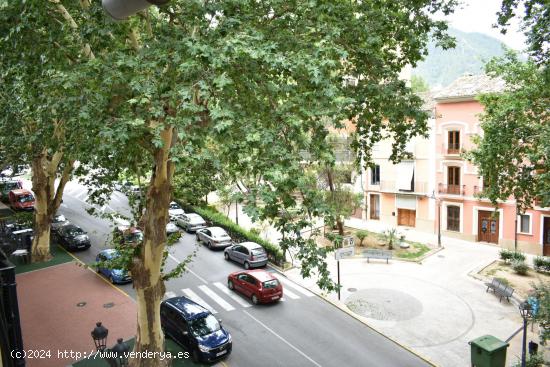 EDIFICO EN EL CENTRO DE XATIVA, aprovecha la oportunidad. - VALENCIA