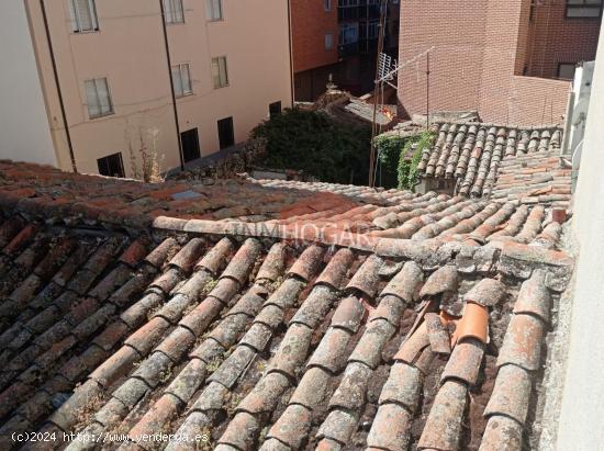 EDIFICIO PARA DERRUIR EN SANTO TOMÁS, ÁVILA 05002 - AVILA