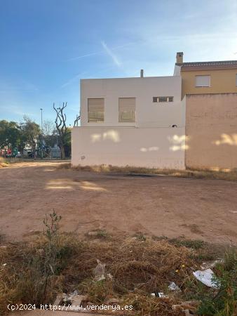  TERRENO EN LA POBLA DE FARNALS - VALENCIA 