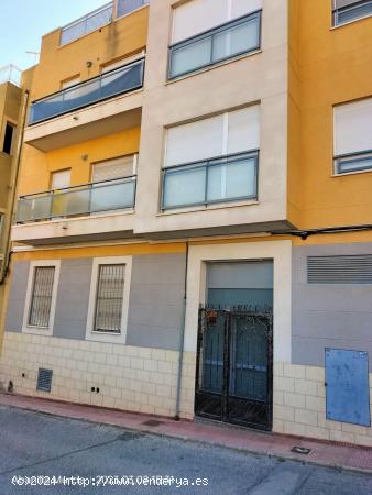 OPORTUNIDAD, SE VENDE PLAZA DE GARAJE EN AVENIDA LIBERTAD 12 - MURCIA