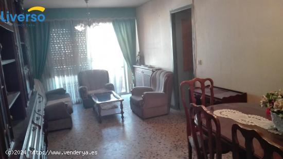  Gran piso en venta de tres habitaciones - BURGOS 