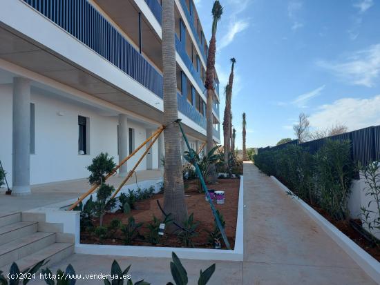 APARTAMENTO DE 2 DORMITORIOS Y 2 BAÑOS, EN UN OASIS JUNTO AL MAR - MURCIA