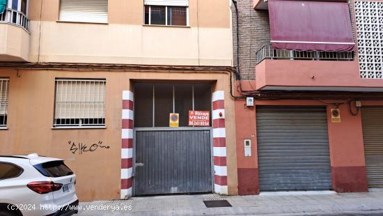 Cabina cerrada para vehiculo - VALENCIA