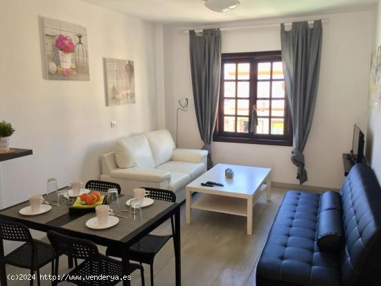 Apartamento de 80m2 diviso en dos propiedades en zona San Blas, Golf del Sur - SANTA CRUZ DE TENERIF