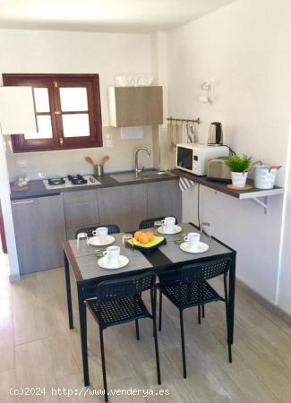 Apartamento de 80m2 diviso en dos propiedades en zona San Blas, Golf del Sur - SANTA CRUZ DE TENERIF