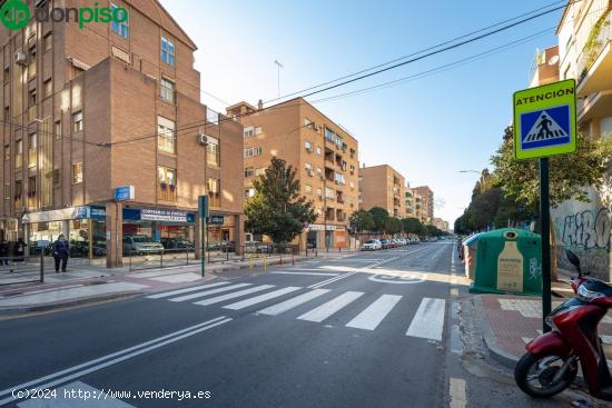 Local Carretera de la Sierra 84 - GRANADA