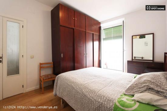 Acogedor apartamento de 3 dormitorios en alquiler en Lavapiés - MADRID