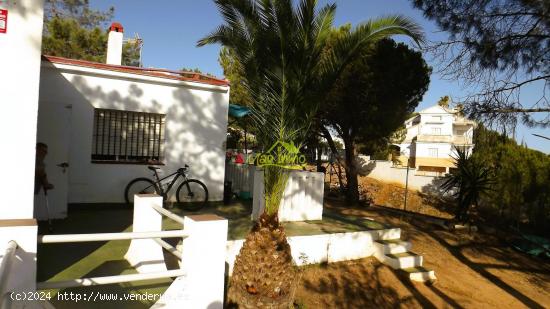 Chalet de una planta en Pinares de Lepe - HUELVA