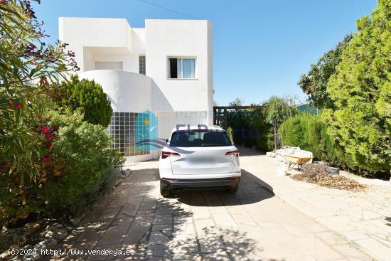 CHALET CON VISTAS AL MAR EN LA AZOHÍA - REF 1650 - MURCIA