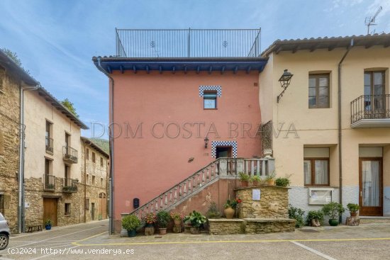 Unifamiliar adosada en venta  en Riudaura - Girona