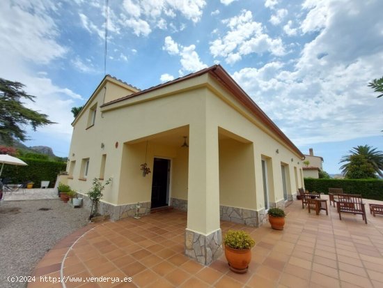 Casa-Chalet en Venta en Estartit Girona