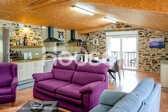 Casa en venta de 233 m² Calle al Vacariza, 32780 Pobra de Trives (A) (Ourense)